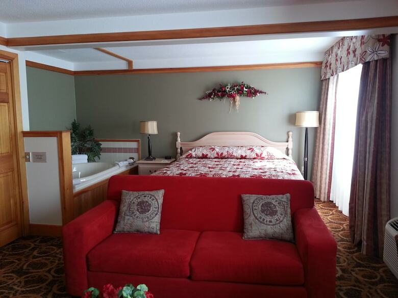 Granite Town Hotel