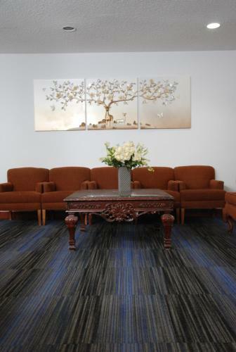 Royal Star Motor Inn