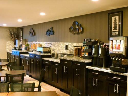 Hotel Western Star Inn & Suites Redvers