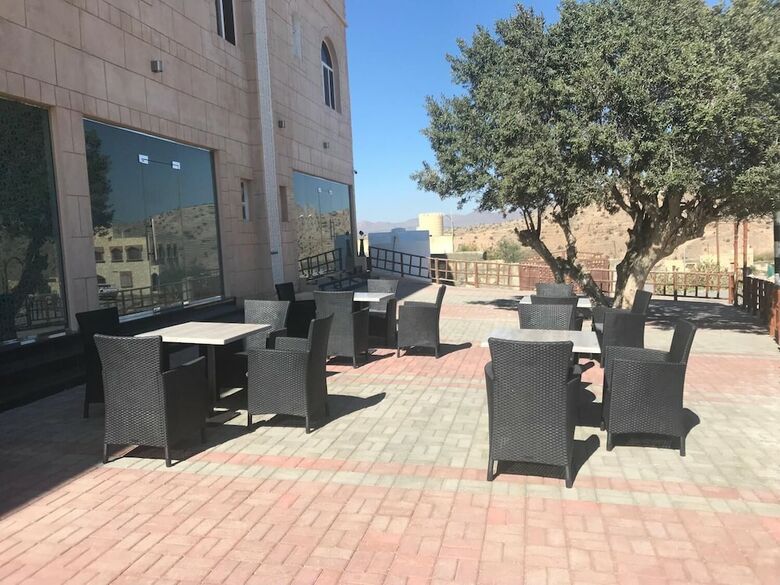 Jabal Al Akhdar Grand Hotel