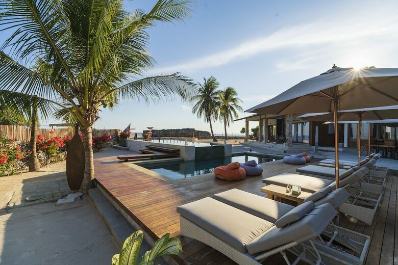 Bed & Breakfast Manduna Resort