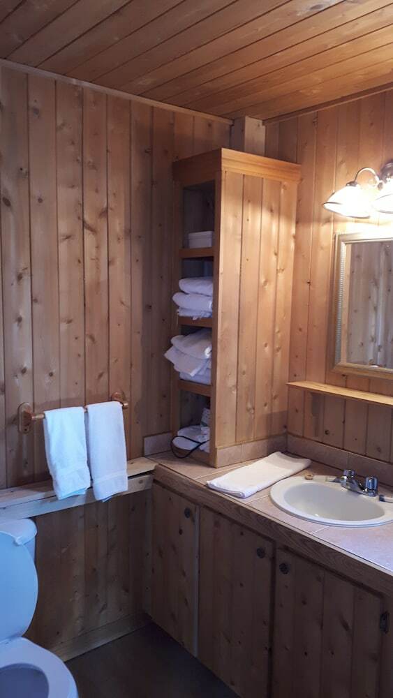 Chalets De L'anse Ste-helene