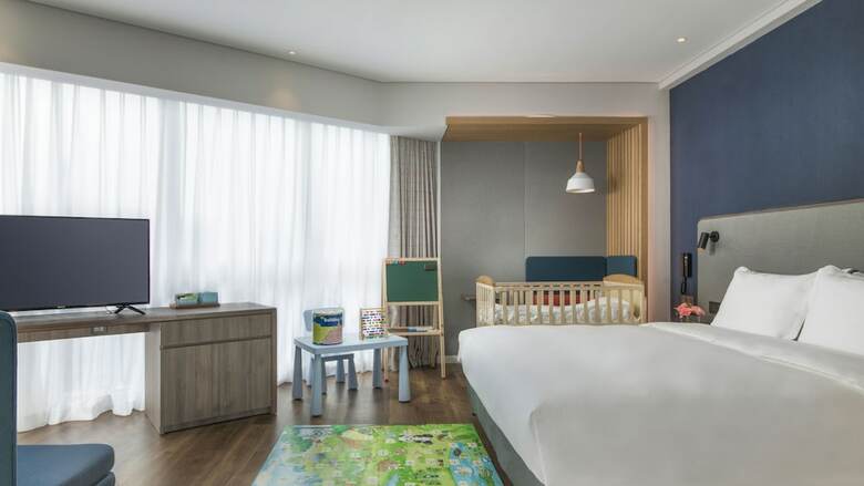 Hotel Holiday Inn Express Liyang Huafu