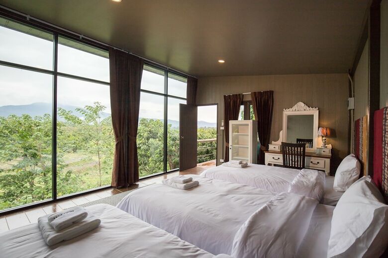 Hotel Thanburi Resort