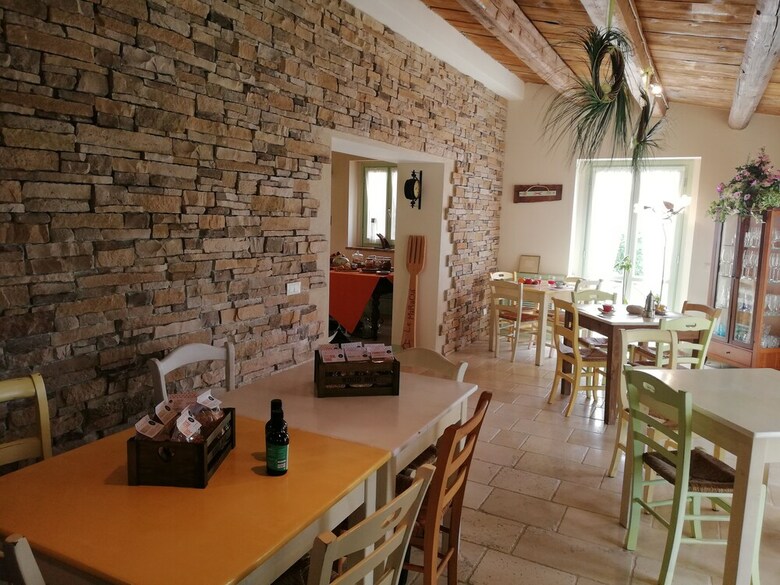 Agroturismo Le Maracl� Country House
