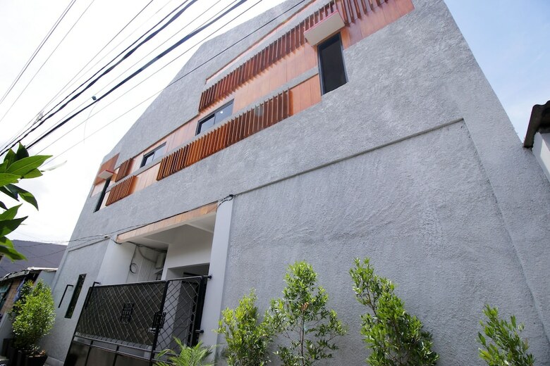Hostal Kamar Keluarga Haji Peeng Syariah