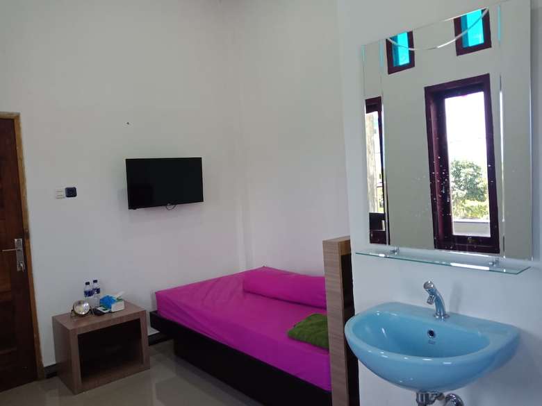 Hotel Wakatobi Dive Inn