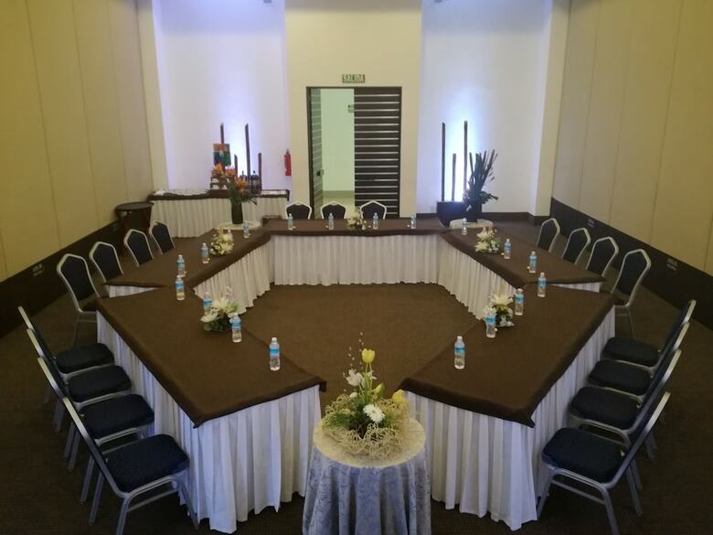 Hotel Suites Inn La Muralla Metepec