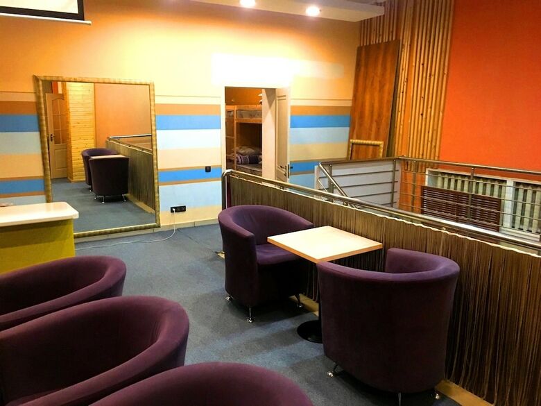 Hostal Apelsin Hostel Almaty