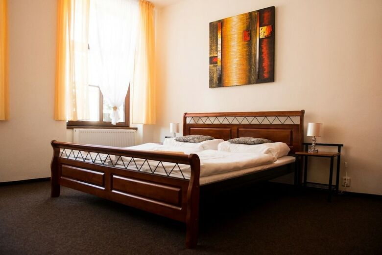 Hotel U C�sa?e