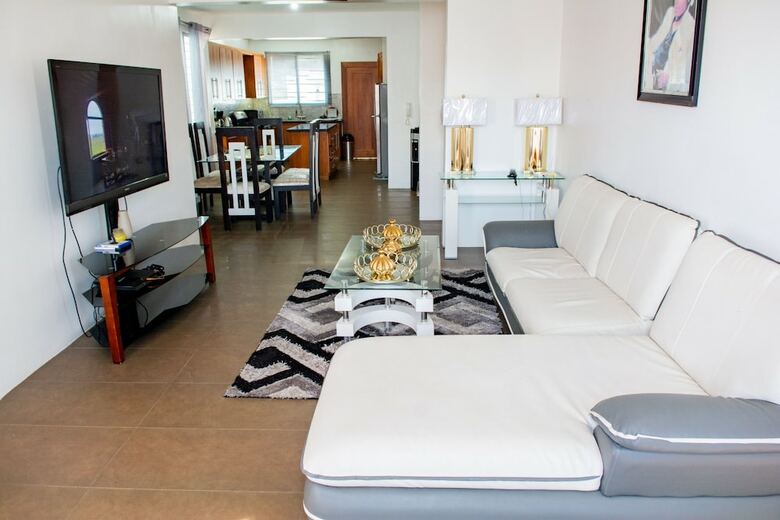 Apartamentos Exclusive Penthouse With Jacuzzi