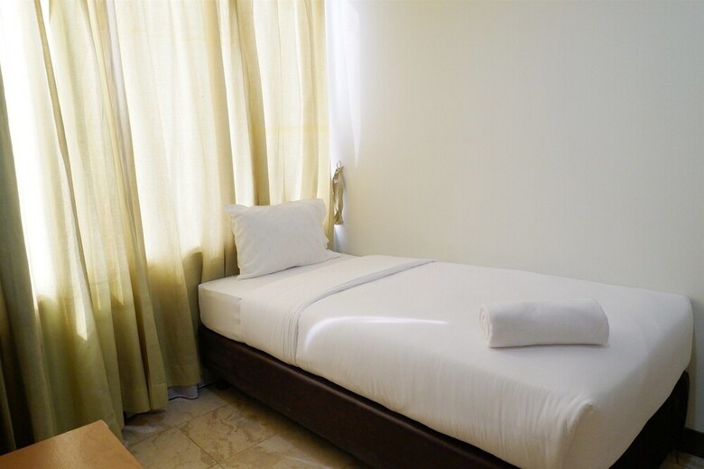 Spacious 2br Slipi Apartment Near Senayan