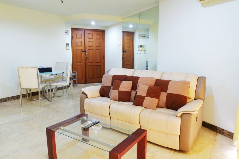 Spacious 2br Slipi Apartment Near Senayan