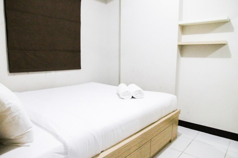 Basic 2br Lagoon Apartment