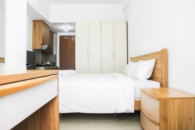 Modern Style Studio At The Nest Puri Apartment