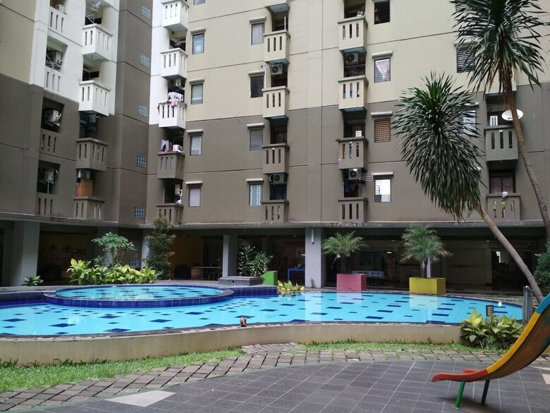 Classic 2br Apartment At Gateway Ahmad Yani