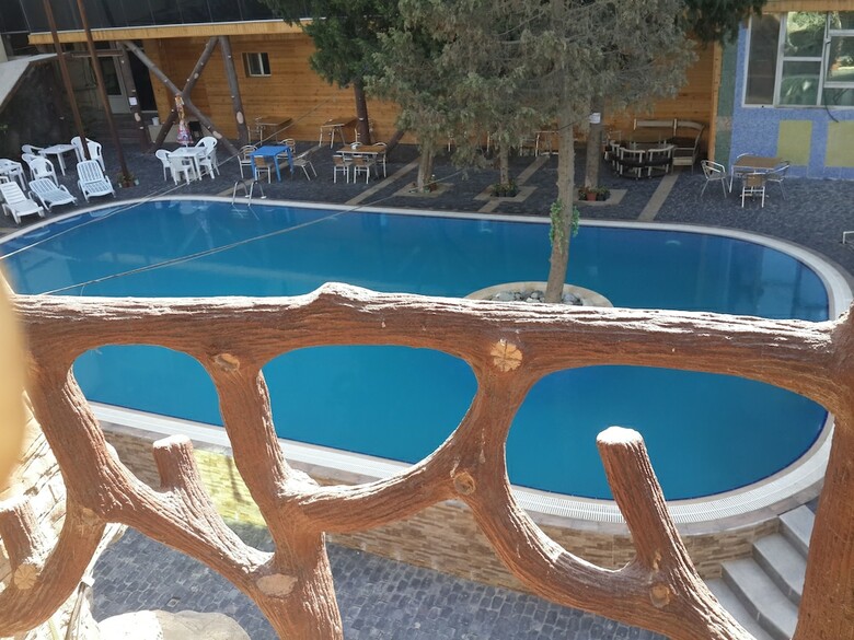 Hotel Ruslan 93
