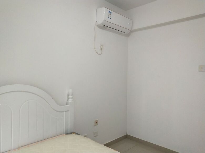 Gemmed Apartment