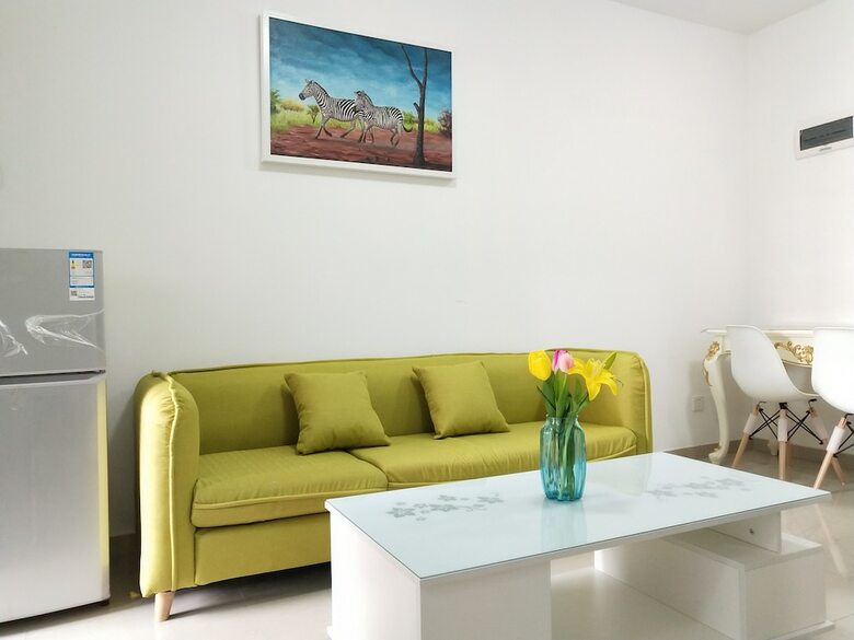 Gemmed Apartment