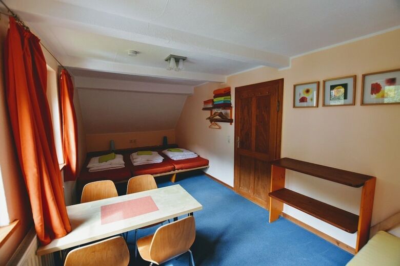 Hostal Herberge Orange