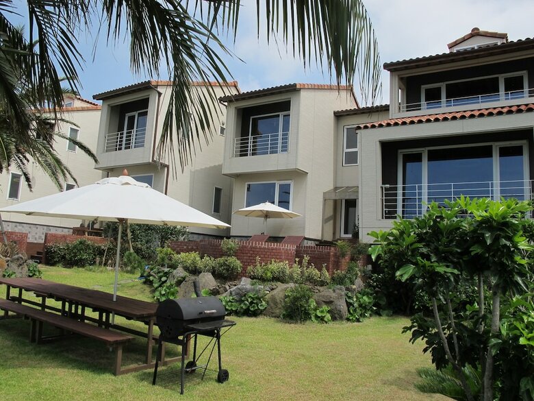 Jeju Lake Pension