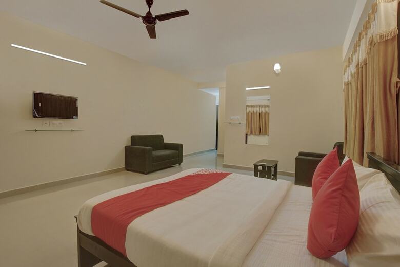 Hotel Oyo 24721 Sweven Stays