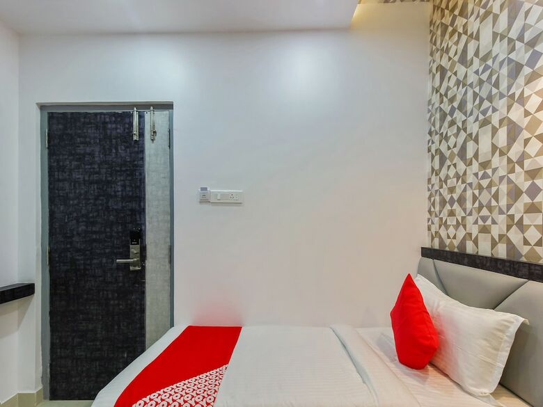 Hotel Oyo 23322 Hoysala Inn