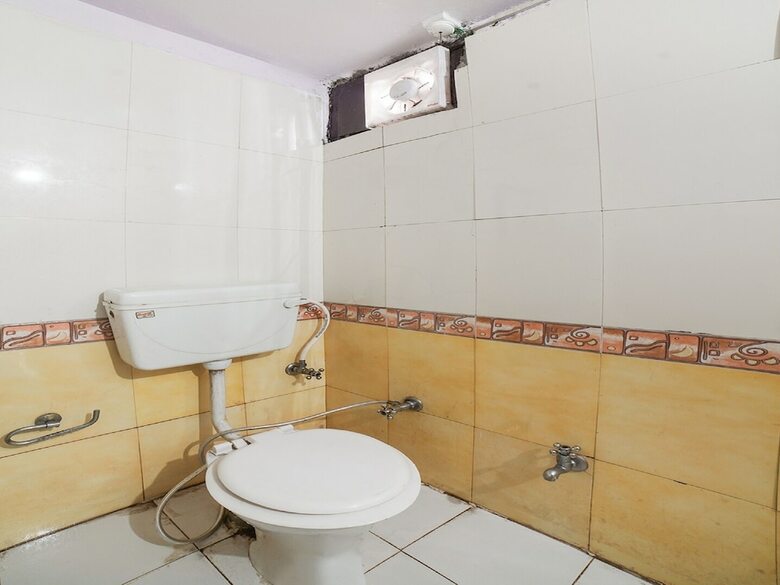 Hotel Oyo 23322 Hoysala Inn