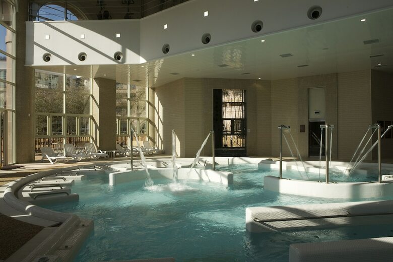 Hotel Stx Resort