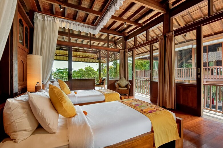 Villa Atas Awan