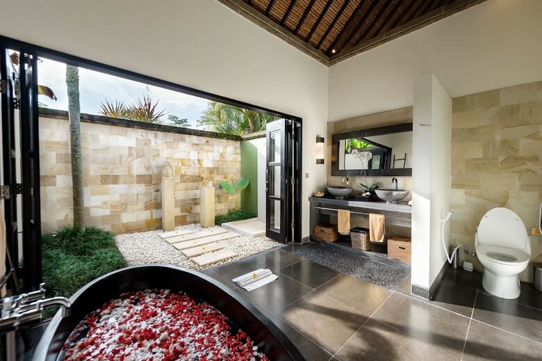 Villa Rumah Lotus