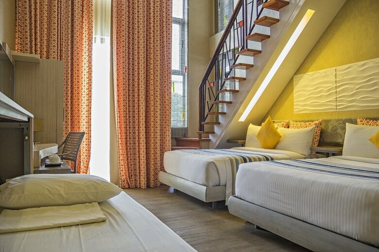 Camaya Coast Hotel