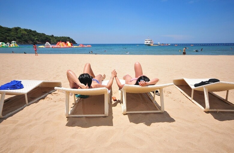 Camaya Coast Hotel