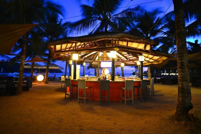 Camaya Coast Hotel
