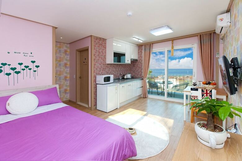 Naerimong Beach Pension
