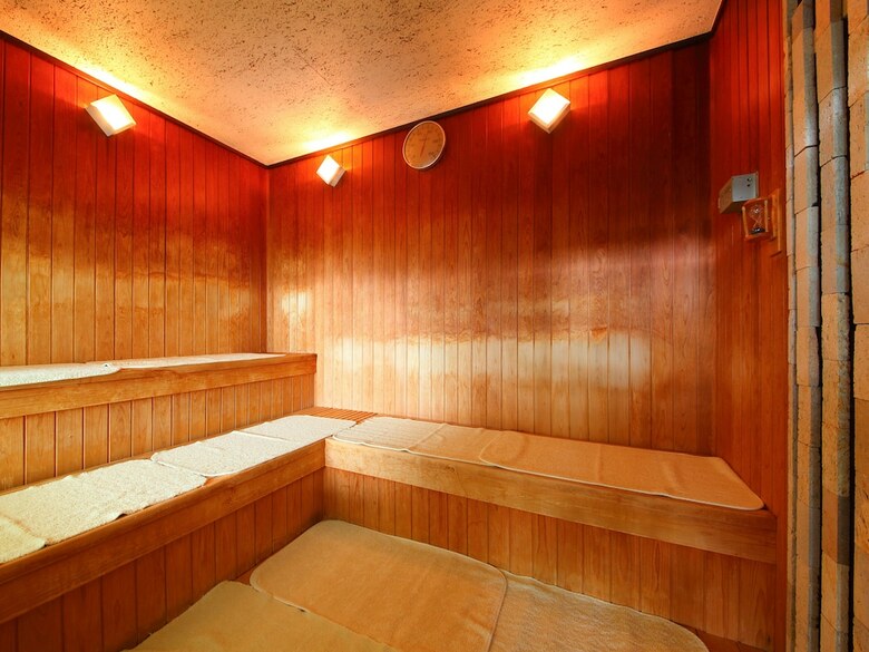 Saikaibashi Corazon Hotel