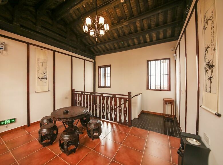 Posada Dongmen Inn