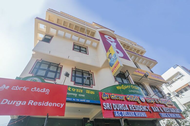 Hotel Oyo 22940 Sri Durga Residency