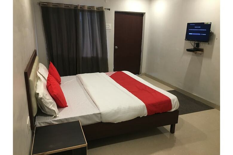 Hotel Oyo 18263 Heritage Resort