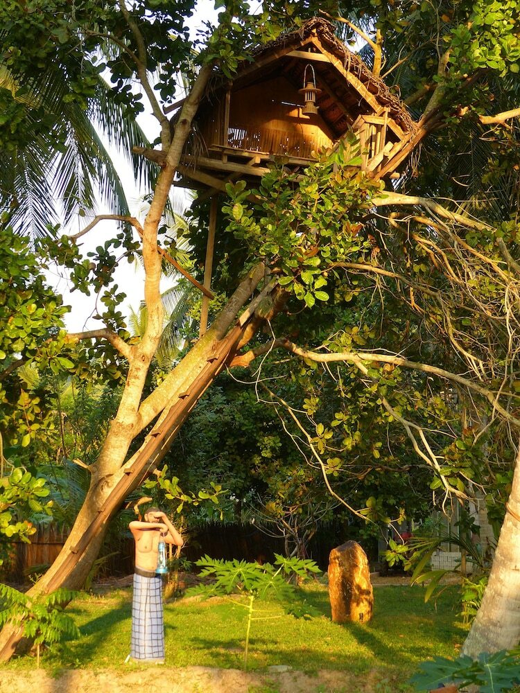 Coco Village Hotel