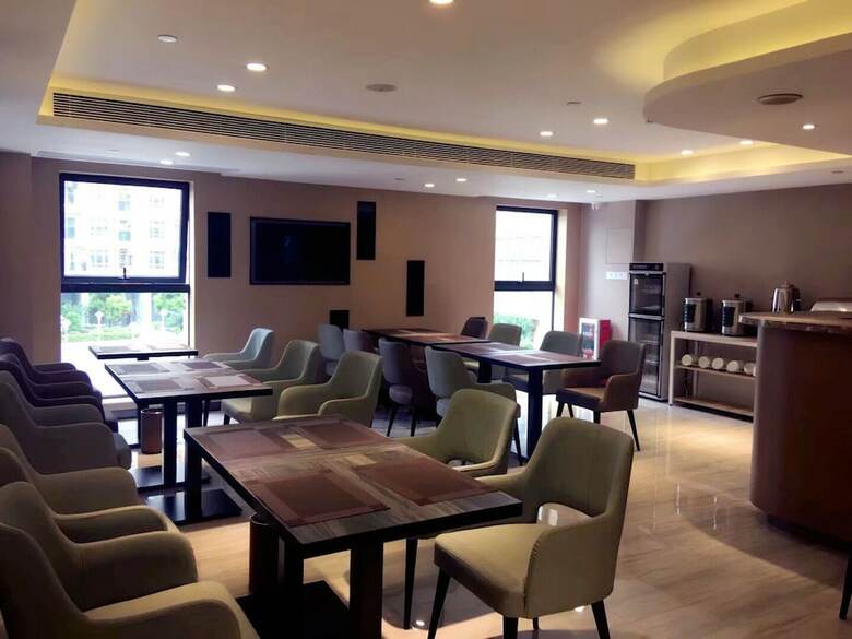 Lavande Hotel Wenchong Branch
