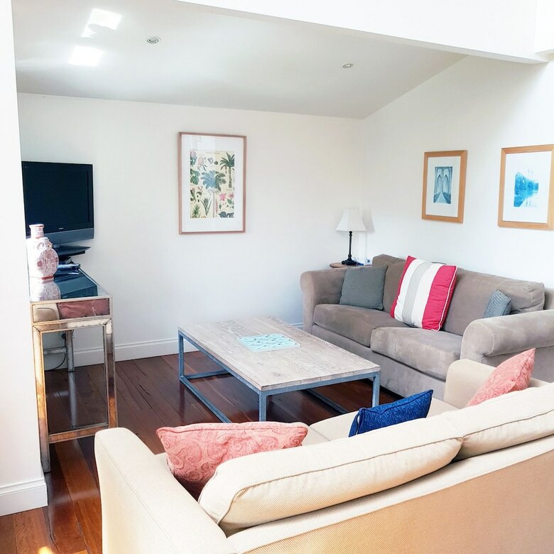 The Drawing Rooms Of Berry