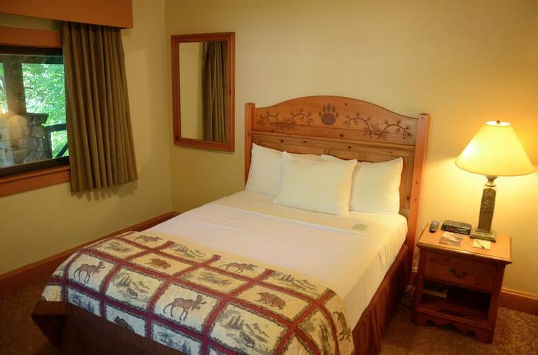 Hotel Overlook Lodge At Bear Mountain
