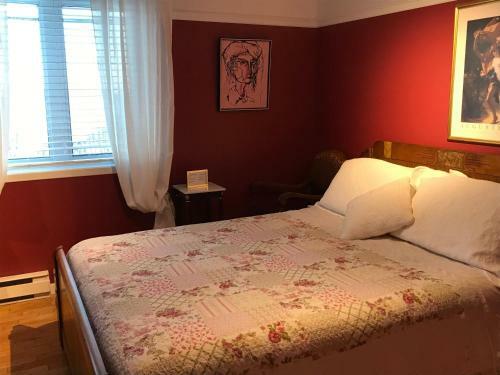 Bed & Breakfast Gite Chute Couette Cafe