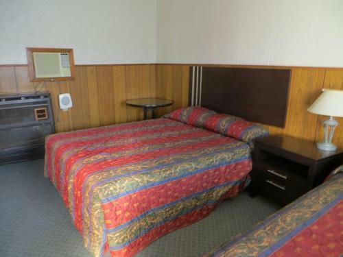 Sundown Motel