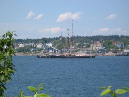 Bed & Breakfast Louisbourg Heritage House