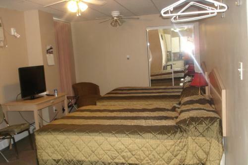 King's Hotel & Motel