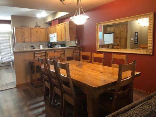 Silver Star Stays - Creekside