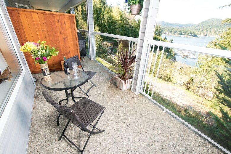 Madeira Park Bed And Breakfast