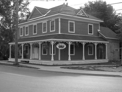 Bed & Breakfast Emilyville Inn